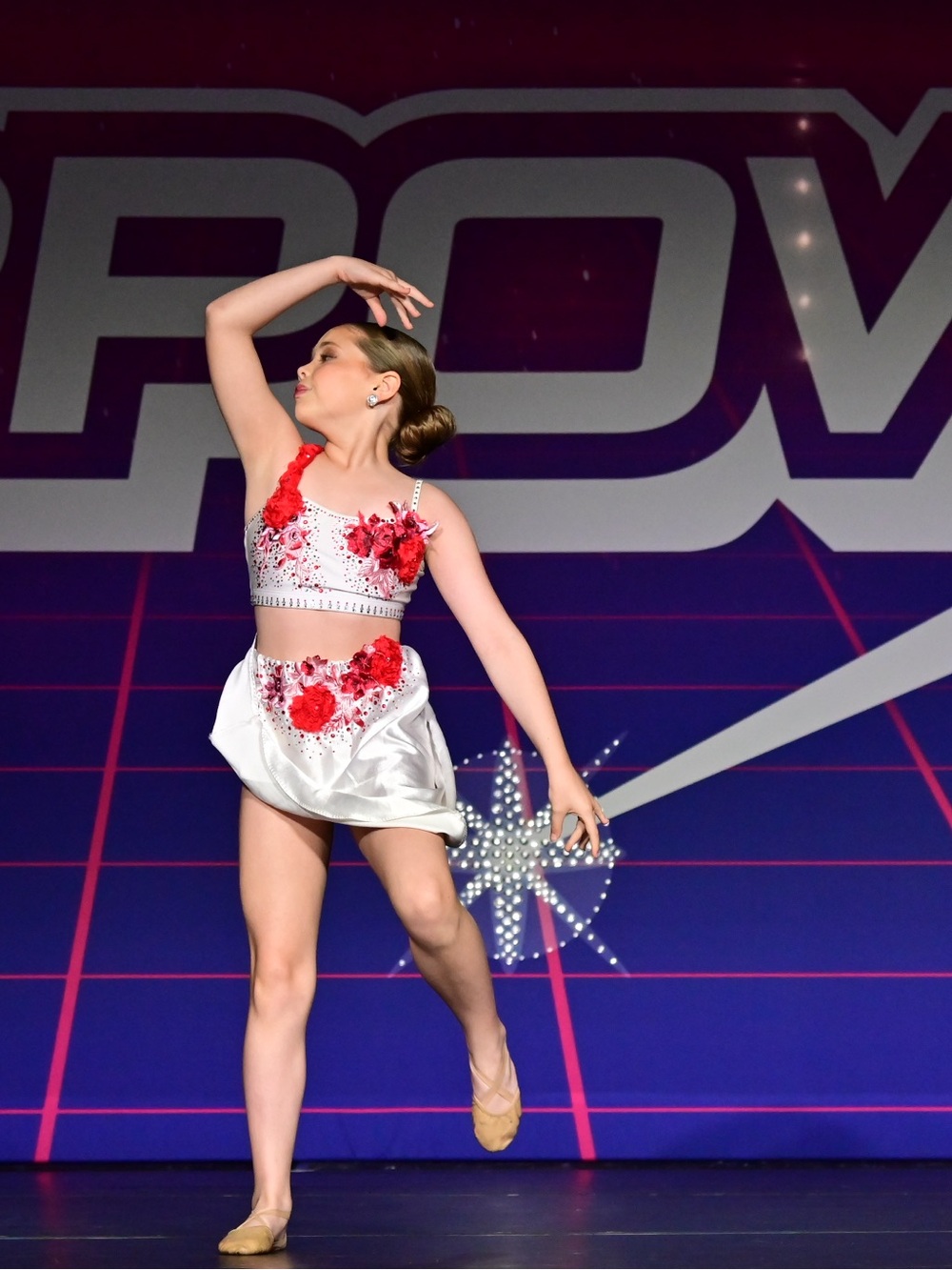 ❤️🤍 Elegant Custom Lyrical/Contemporary Competition Dance Costume 🤍❤️ - Picture 9 of 9
